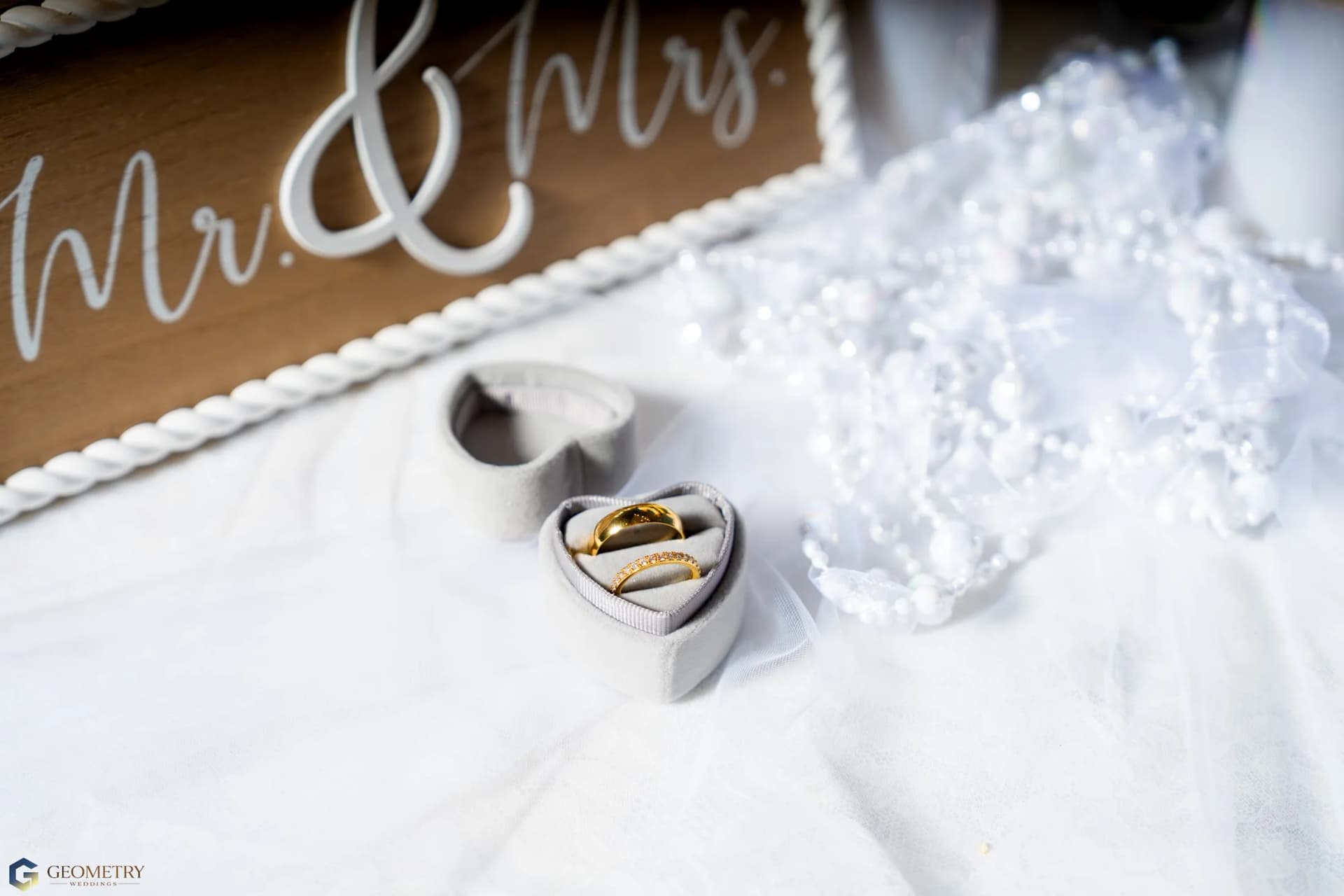 Wedding ring detail at Valentina and Shaiq's ceremony